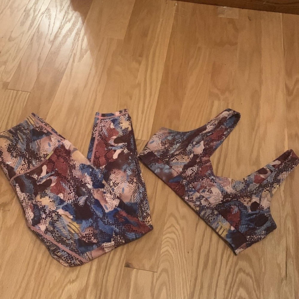 Cleo Harper Boa Set